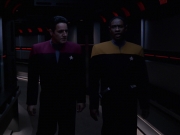 extant_StarTrek_VOY_7x24-RenaissanceMan_2806.jpg