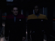 extant_StarTrek_VOY_7x24-RenaissanceMan_2808.jpg