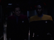 extant_StarTrek_VOY_7x24-RenaissanceMan_2810.jpg