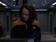 extant_StarTrek_VOY_7x24-RenaissanceMan_2836.jpg