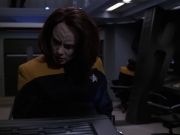 extant_StarTrek_VOY_7x24-RenaissanceMan_2839.jpg