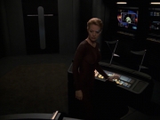 extant_StarTrek_VOY_7x24-RenaissanceMan_2844.jpg