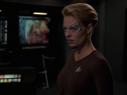 extant_StarTrek_VOY_7x24-RenaissanceMan_2853.jpg