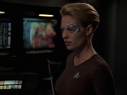 extant_StarTrek_VOY_7x24-RenaissanceMan_2854.jpg