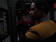 extant_StarTrek_VOY_7x24-RenaissanceMan_2860.jpg