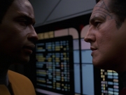 extant_StarTrek_VOY_7x24-RenaissanceMan_2888.jpg