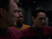 extant_StarTrek_VOY_7x24-RenaissanceMan_2923.jpg