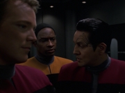 extant_StarTrek_VOY_7x24-RenaissanceMan_2927.jpg