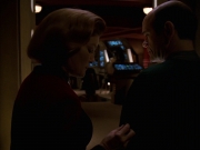 extant_StarTrek_VOY_7x24-RenaissanceMan_2948.jpg