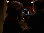 extant_StarTrek_VOY_7x24-RenaissanceMan_2958.jpg