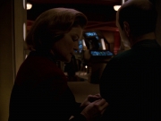 extant_StarTrek_VOY_7x24-RenaissanceMan_2963.jpg