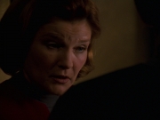 extant_StarTrek_VOY_7x24-RenaissanceMan_2968.jpg