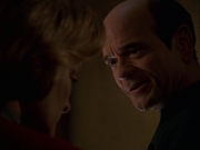 extant_StarTrek_VOY_7x24-RenaissanceMan_2979.jpg