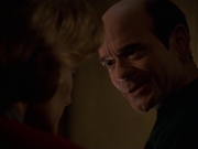 extant_StarTrek_VOY_7x24-RenaissanceMan_2981.jpg