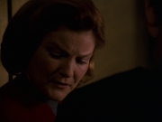 extant_StarTrek_VOY_7x24-RenaissanceMan_2990.jpg