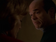 extant_StarTrek_VOY_7x24-RenaissanceMan_2993.jpg