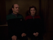 extant_StarTrek_VOY_7x24-RenaissanceMan_3005.jpg