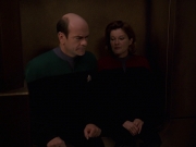 extant_StarTrek_VOY_7x24-RenaissanceMan_3007.jpg