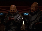 extant_StarTrek_VOY_7x24-RenaissanceMan_3035.jpg
