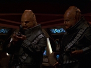 extant_StarTrek_VOY_7x24-RenaissanceMan_3040.jpg