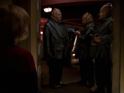 extant_StarTrek_VOY_7x24-RenaissanceMan_3045.jpg