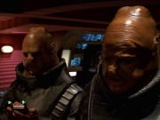 extant_StarTrek_VOY_7x24-RenaissanceMan_3115.jpg