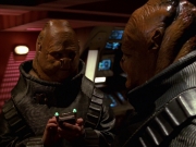 extant_StarTrek_VOY_7x24-RenaissanceMan_3123.jpg