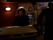 Filename=extant_StarTrek_VOY_7x24-RenaissanceMan_3206.jpg
Filesize=118KiB
Dimensions=1200x900
Date added=Jan 16, 2020 extant_StarTrek_VOY_7x24-RenaissanceMan_3206.jpg