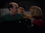 Filename=extant_StarTrek_VOY_7x24-RenaissanceMan_3320.jpg
Filesize=101KiB
Dimensions=1200x900
Date added=Jan 16, 2020 extant_StarTrek_VOY_7x24-RenaissanceMan_3320.jpg