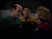 Filename=extant_StarTrek_VOY_7x24-RenaissanceMan_3325.jpg
Filesize=100KiB
Dimensions=1200x900
Date added=Jan 16, 2020 extant_StarTrek_VOY_7x24-RenaissanceMan_3325.jpg