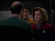 Filename=extant_StarTrek_VOY_7x24-RenaissanceMan_3349.jpg
Filesize=111KiB
Dimensions=1200x900
Date added=Jan 16, 2020 extant_StarTrek_VOY_7x24-RenaissanceMan_3349.jpg