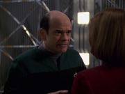 Filename=extant_StarTrek_VOY_7x24-RenaissanceMan_3363.jpg
Filesize=131KiB
Dimensions=1200x900
Date added=Jan 16, 2020 extant_StarTrek_VOY_7x24-RenaissanceMan_3363.jpg