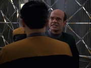 Filename=extant_StarTrek_VOY_7x24-RenaissanceMan_3395.jpg
Filesize=136KiB
Dimensions=1200x900
Date added=Jan 16, 2020 extant_StarTrek_VOY_7x24-RenaissanceMan_3395.jpg