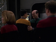 Filename=extant_StarTrek_VOY_7x24-RenaissanceMan_3405.jpg
Filesize=116KiB
Dimensions=1200x900
Date added=Jan 16, 2020 extant_StarTrek_VOY_7x24-RenaissanceMan_3405.jpg