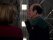 Filename=extant_StarTrek_VOY_7x24-RenaissanceMan_3462.jpg
Filesize=134KiB
Dimensions=1200x900
Date added=Jan 16, 2020 extant_StarTrek_VOY_7x24-RenaissanceMan_3462.jpg
