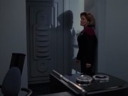 Filename=extant_StarTrek_VOY_7x24-RenaissanceMan_3524.jpg
Filesize=121KiB
Dimensions=1200x900
Date added=Jan 16, 2020 extant_StarTrek_VOY_7x24-RenaissanceMan_3524.jpg
