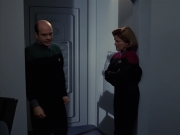 Filename=extant_StarTrek_VOY_7x24-RenaissanceMan_3544.jpg
Filesize=101KiB
Dimensions=1200x900
Date added=Jan 16, 2020 extant_StarTrek_VOY_7x24-RenaissanceMan_3544.jpg