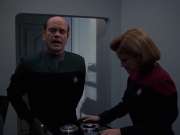 Filename=extant_StarTrek_VOY_7x24-RenaissanceMan_3573.jpg
Filesize=108KiB
Dimensions=1200x900
Date added=Jan 16, 2020 extant_StarTrek_VOY_7x24-RenaissanceMan_3573.jpg