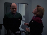 Filename=extant_StarTrek_VOY_7x24-RenaissanceMan_3581.jpg
Filesize=114KiB
Dimensions=1200x900
Date added=Jan 16, 2020 extant_StarTrek_VOY_7x24-RenaissanceMan_3581.jpg