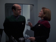 Filename=extant_StarTrek_VOY_7x24-RenaissanceMan_3587.jpg
Filesize=112KiB
Dimensions=1200x900
Date added=Jan 16, 2020 extant_StarTrek_VOY_7x24-RenaissanceMan_3587.jpg
