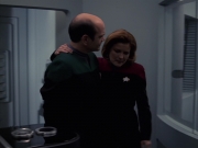 Filename=extant_StarTrek_VOY_7x24-RenaissanceMan_3623.jpg
Filesize=104KiB
Dimensions=1200x900
Date added=Jan 16, 2020 extant_StarTrek_VOY_7x24-RenaissanceMan_3623.jpg