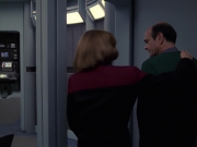 Filename=extant_StarTrek_VOY_7x24-RenaissanceMan_3629.jpg
Filesize=109KiB
Dimensions=1200x900
Date added=Jan 16, 2020 extant_StarTrek_VOY_7x24-RenaissanceMan_3629.jpg
