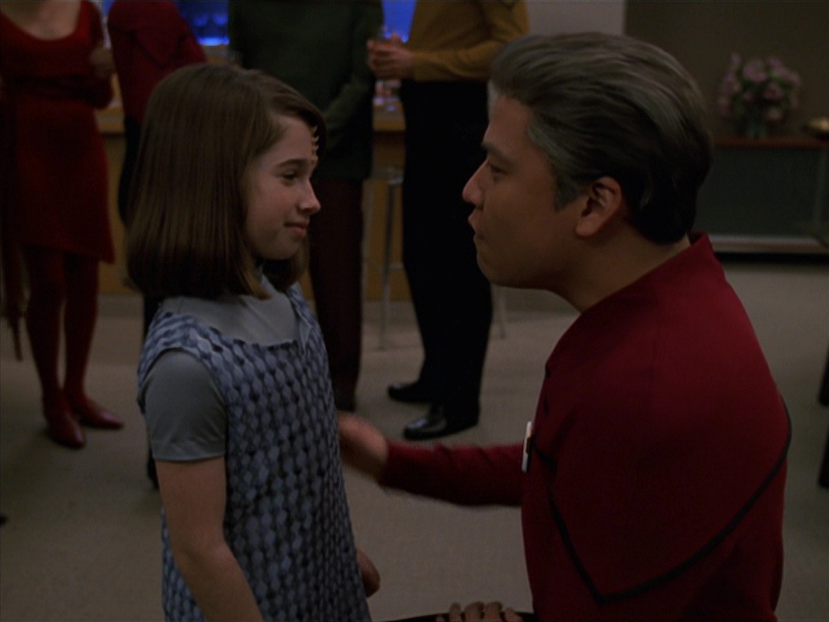 extant_StarTrek_VOY_7x25_7x26-Endgame_0286.jpg