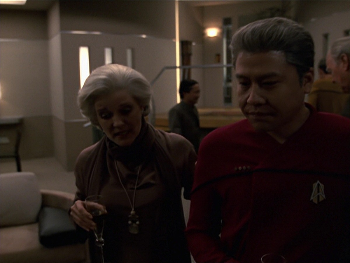 extant_StarTrek_VOY_7x25_7x26-Endgame_0314.jpg