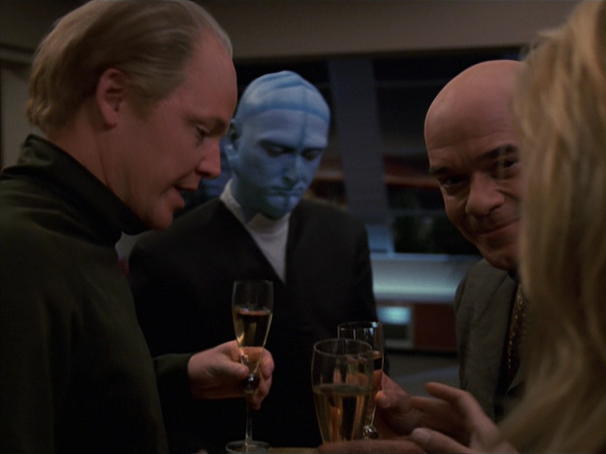 extant_StarTrek_VOY_7x25_7x26-Endgame_0360.jpg