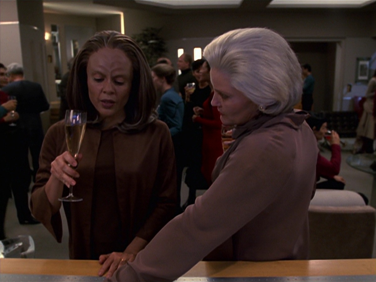 extant_StarTrek_VOY_7x25_7x26-Endgame_0428.jpg