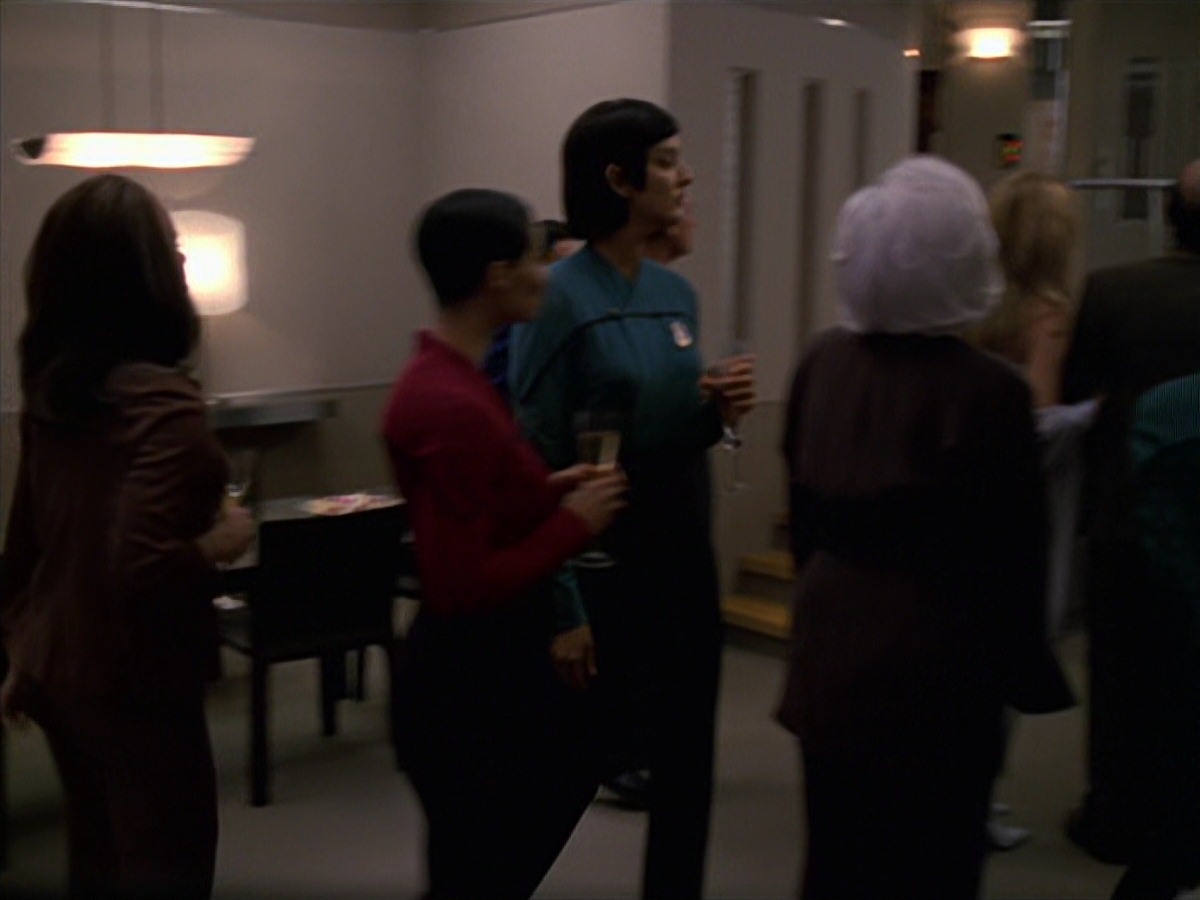 extant_StarTrek_VOY_7x25_7x26-Endgame_0496.jpg