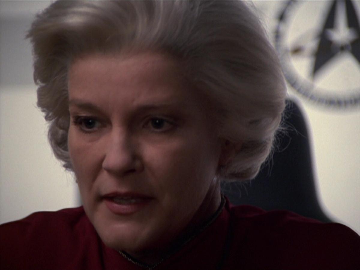 extant_StarTrek_VOY_7x25_7x26-Endgame_0717.jpg