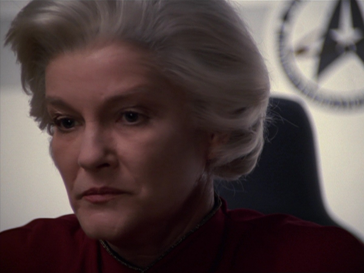 extant_StarTrek_VOY_7x25_7x26-Endgame_0730.jpg