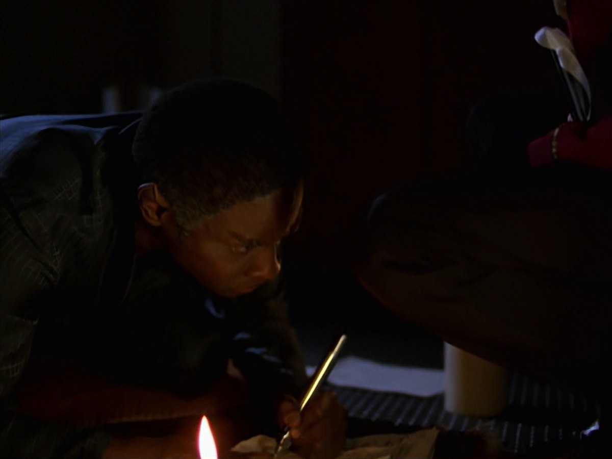 extant_StarTrek_VOY_7x25_7x26-Endgame_0778.jpg